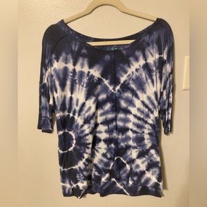 GreenTea 3/4 sleeve Blue Tie-dyed Top